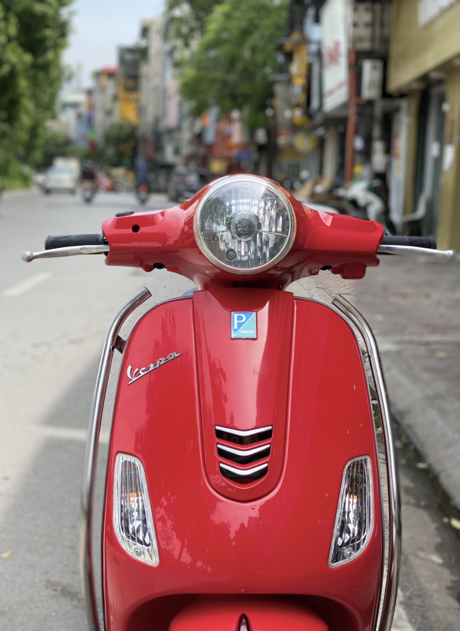 vespa-iget-2018
